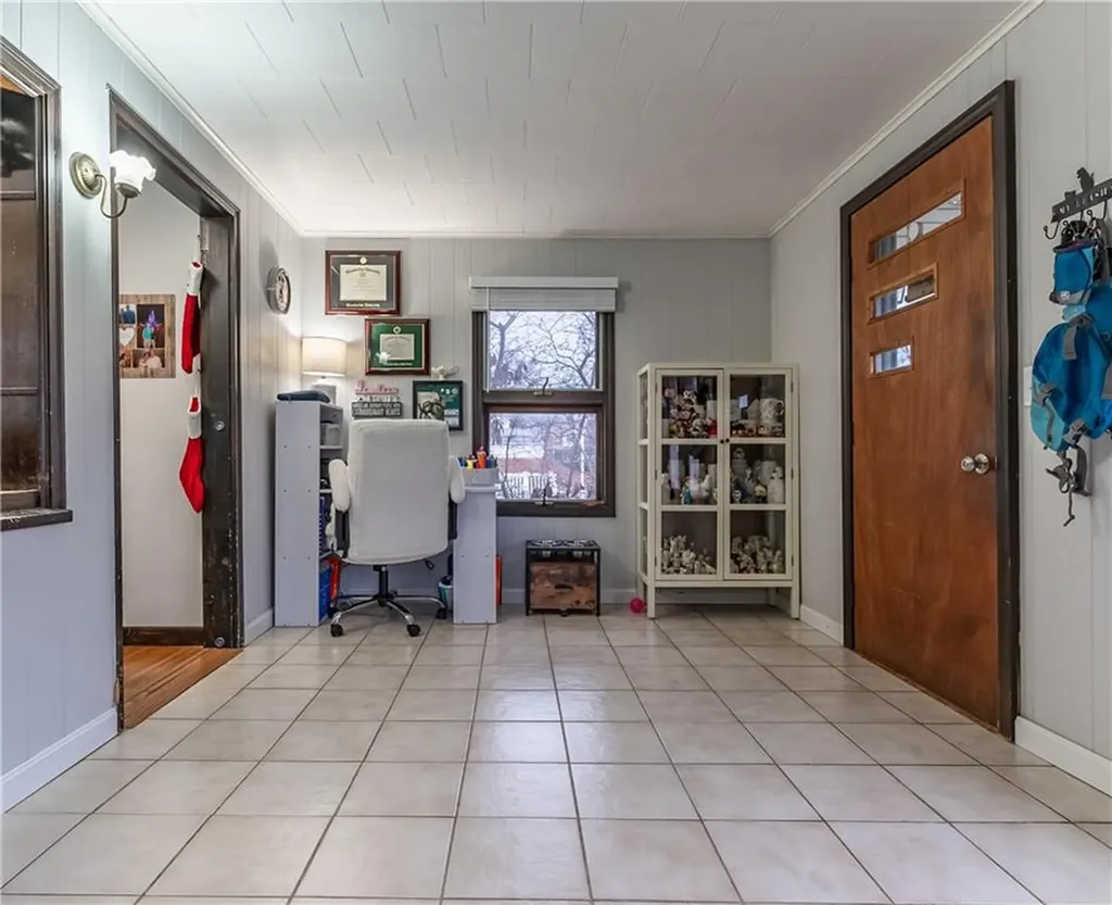 77 Ashton Street Pawtucket RI 02860
