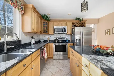 25 Millers Brook Drive Cumberland RI 02864