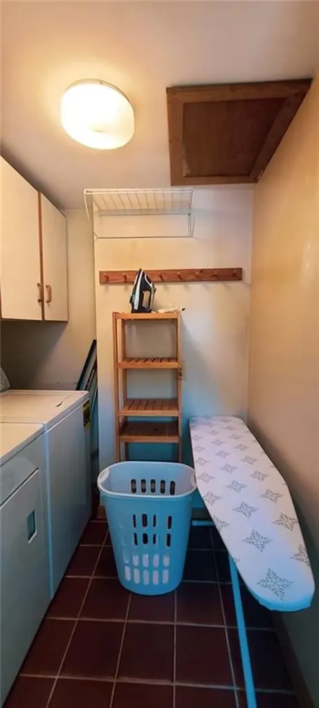 1 Cozzens Court Newport RI 02840