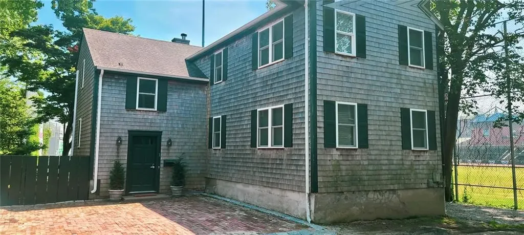 1 Cozzens Court Newport RI 02840