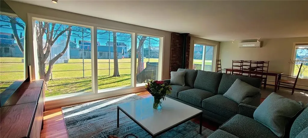 1 Cozzens Court Newport RI 02840