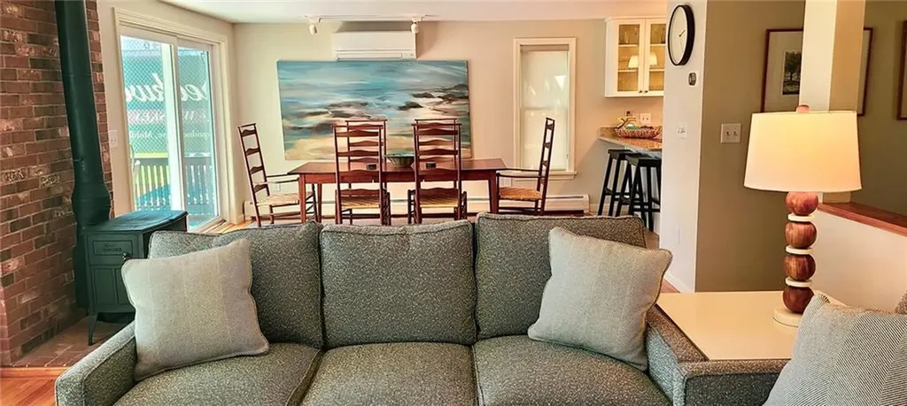 1 Cozzens Court Newport RI 02840