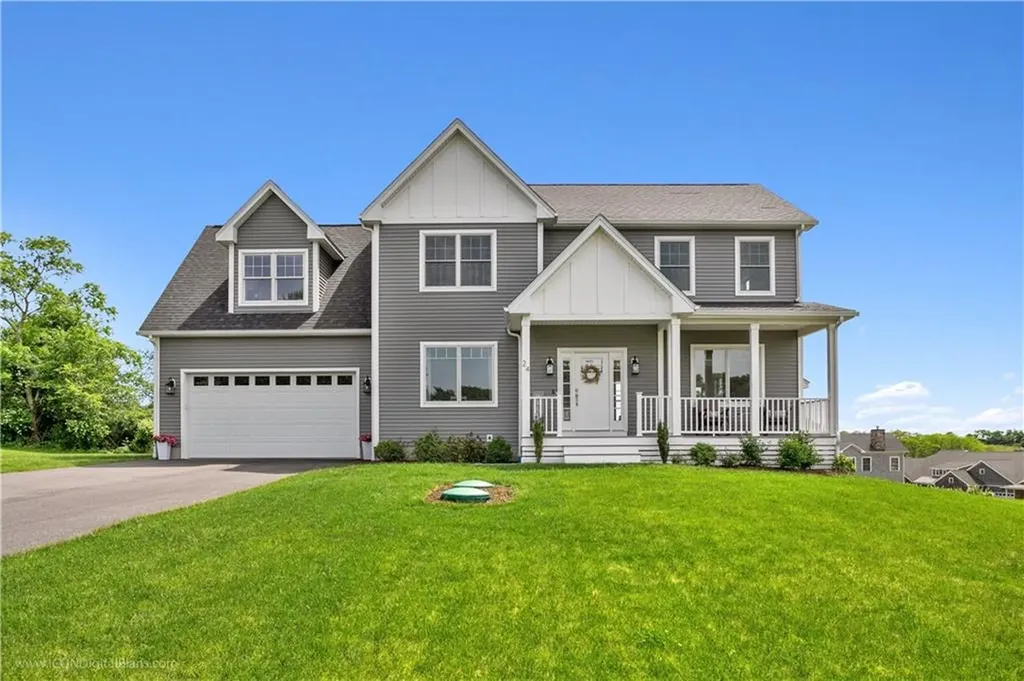 24 Coddington Way Portsmouth RI 02871