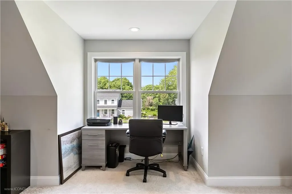 24 Coddington Way Portsmouth RI 02871