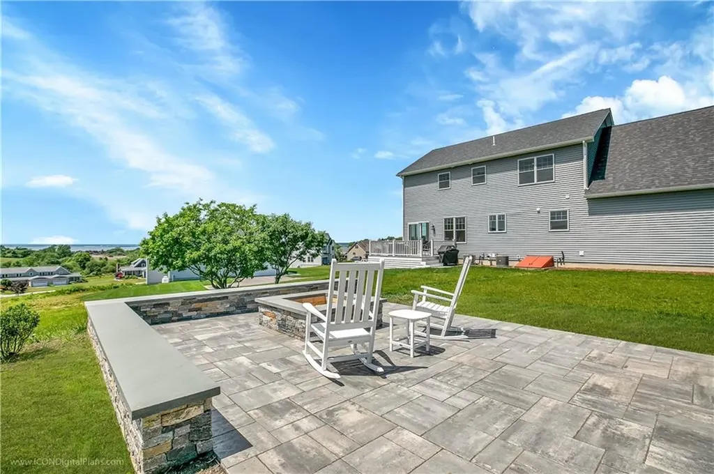 24 Coddington Way Portsmouth RI 02871