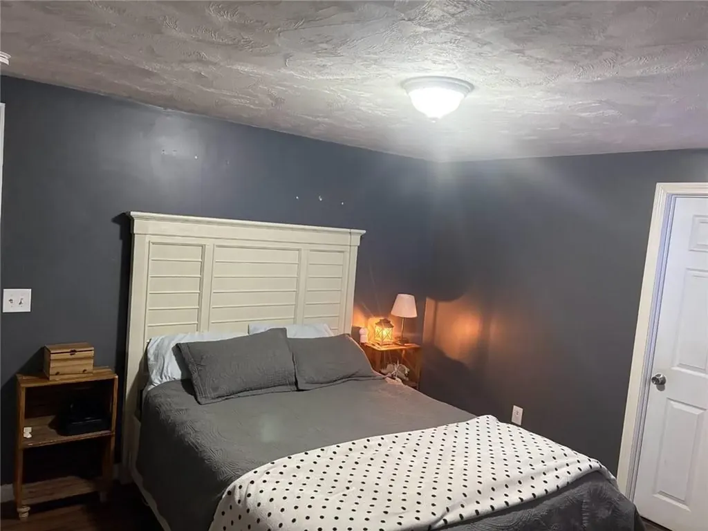 28 Pearl Avenue Warwick RI 02889
