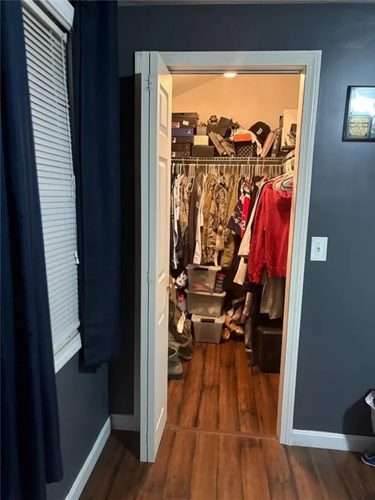 28 Pearl Avenue Warwick RI 02889