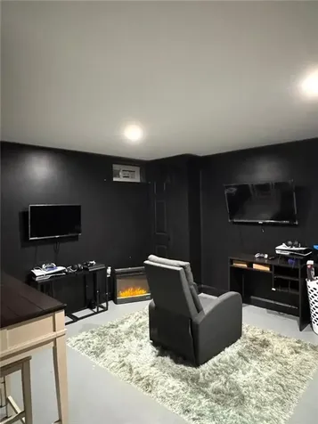 34 Seabury Street Providence RI 02907