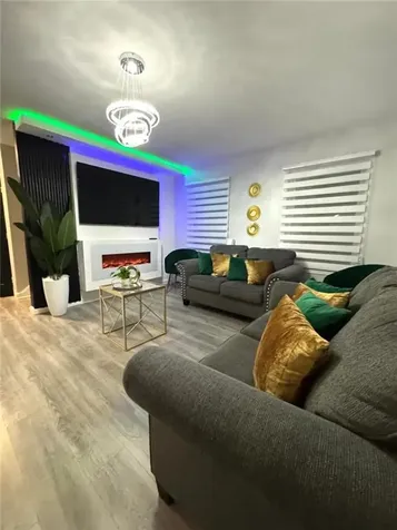 34 Seabury Street Providence RI 02907