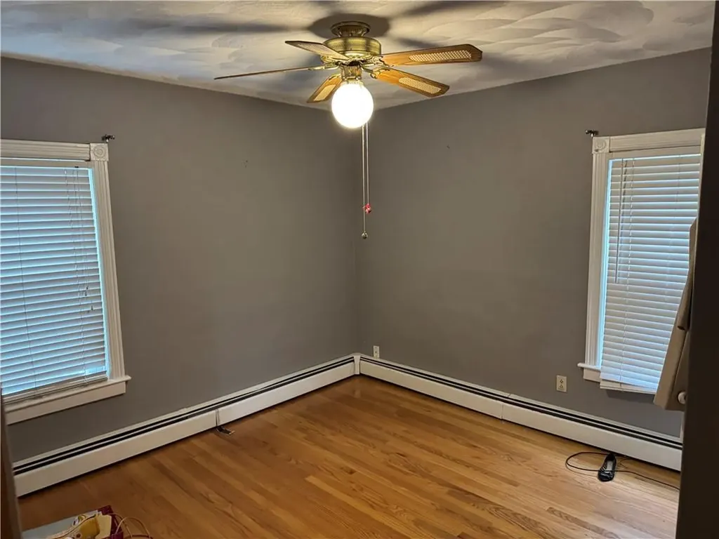 31 Stearns Street Pawtucket RI 02861