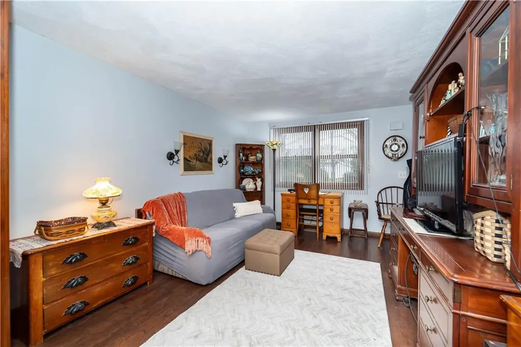 325 Washington Street West Warwick RI 02893