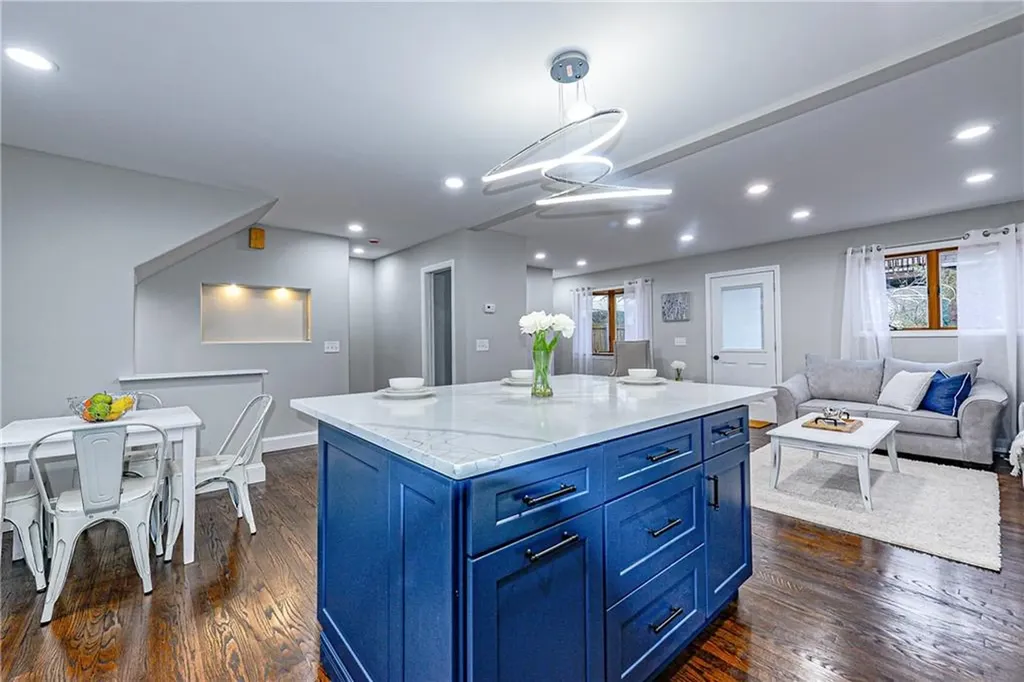 6 Bosworth Court Newport RI 02840