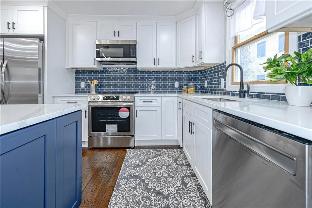 6 Bosworth Court Newport RI 02840