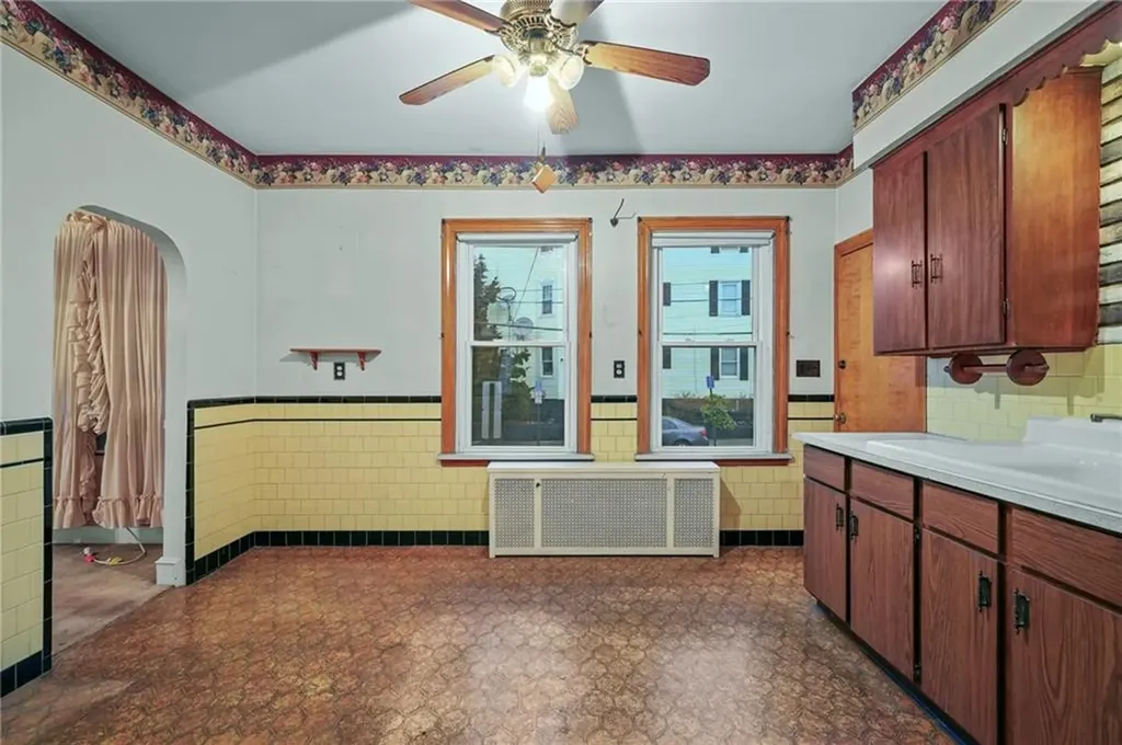 814 Plainfield Street Providence RI 02909