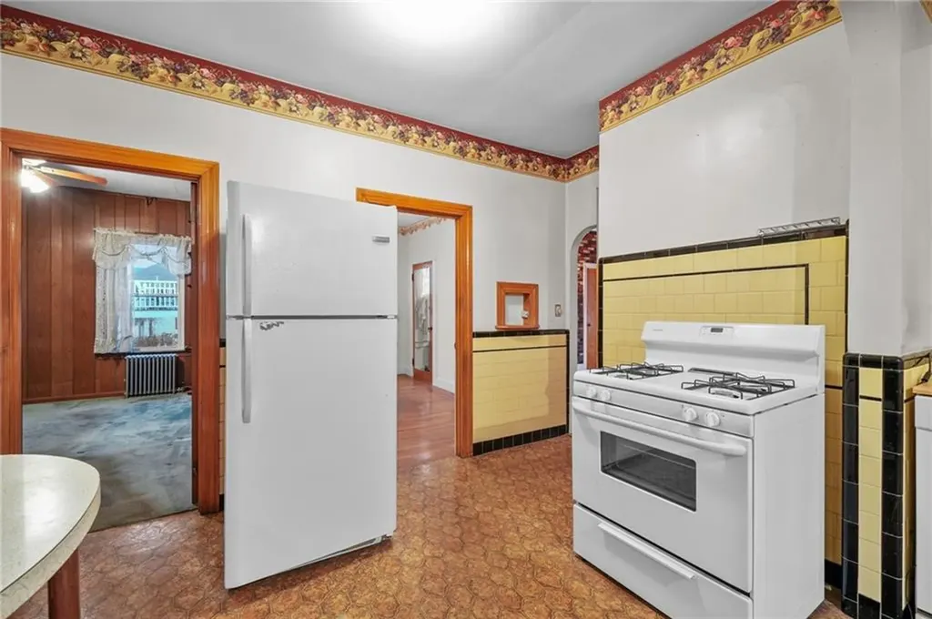 814 Plainfield Street Providence RI 02909