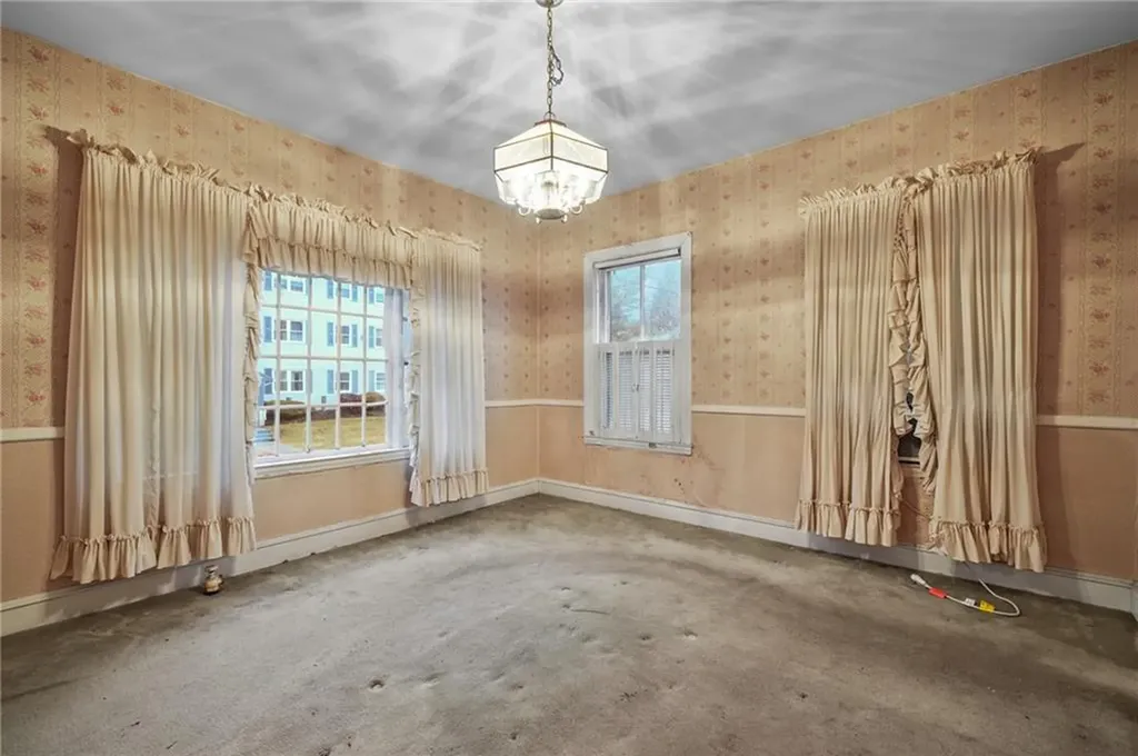 814 Plainfield Street Providence RI 02909