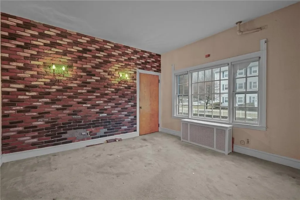 814 Plainfield Street Providence RI 02909