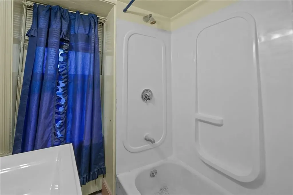814 Plainfield Street Providence RI 02909