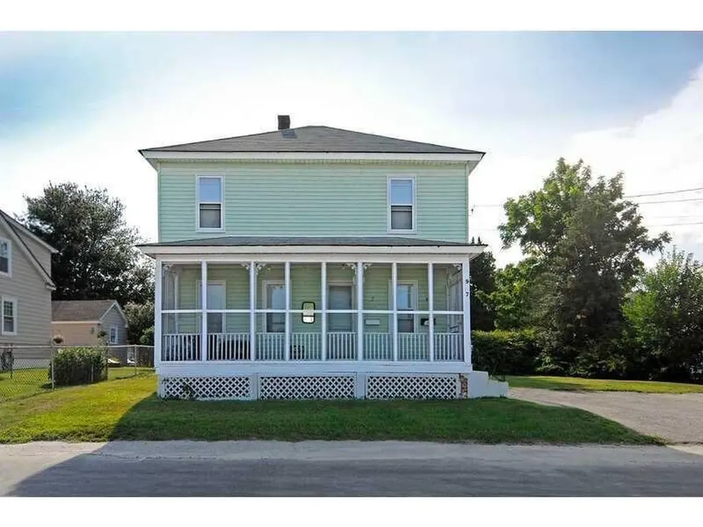 7 Tampa Street West Warwick RI 02893