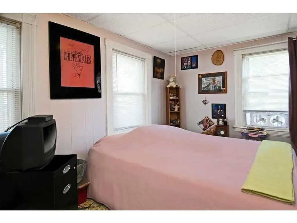 7 Tampa Street West Warwick RI 02893
