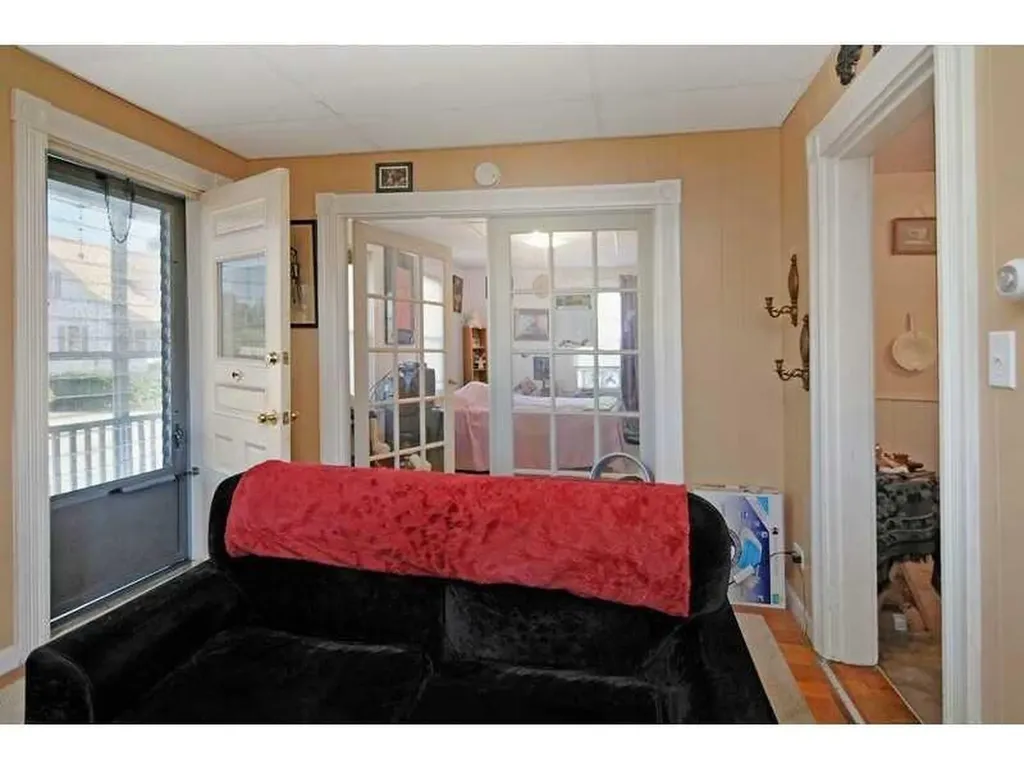 7 Tampa Street West Warwick RI 02893