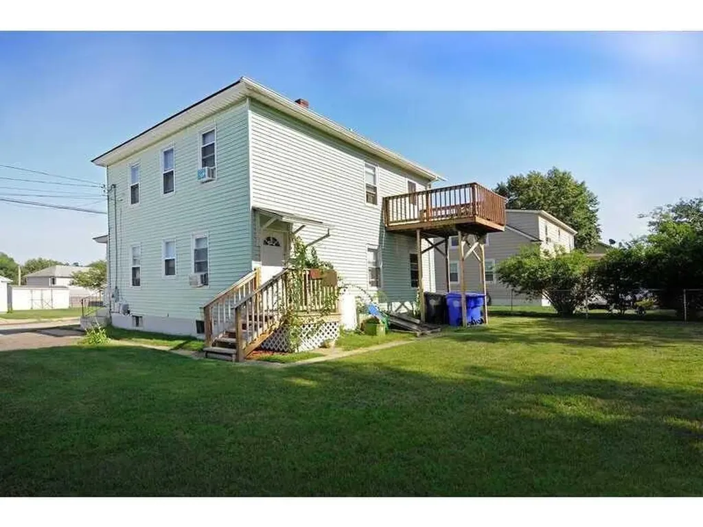 7 Tampa Street West Warwick RI 02893