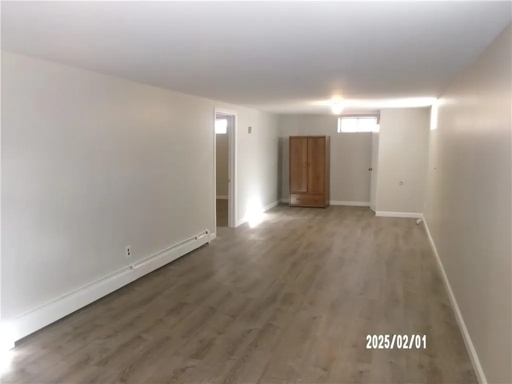 6 Delaine Street Warwick RI 02886