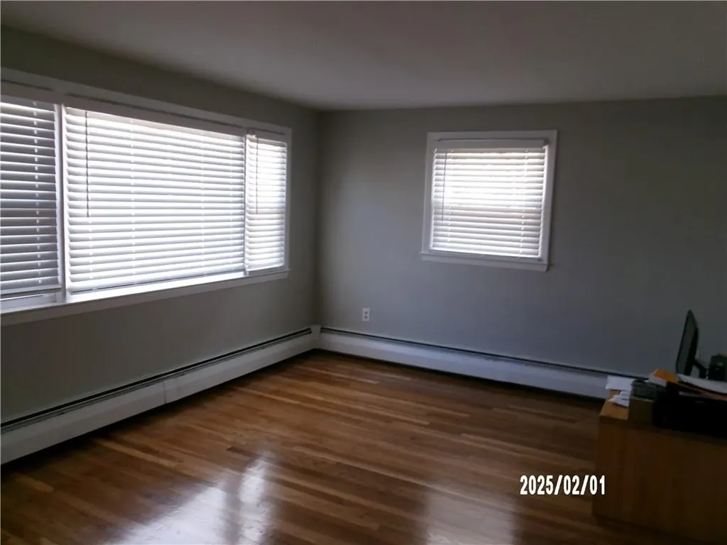 6 Delaine Street Warwick RI 02886