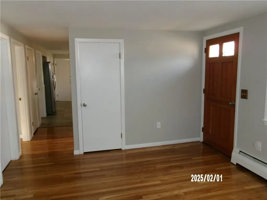 6 Delaine Street Warwick RI 02886