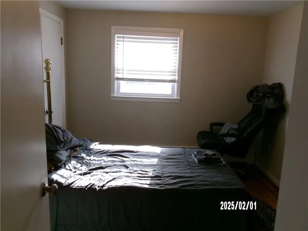 6 Delaine Street Warwick RI 02886