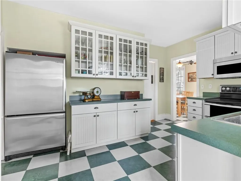 35 Belvidere Boulevard North Providence RI 02911