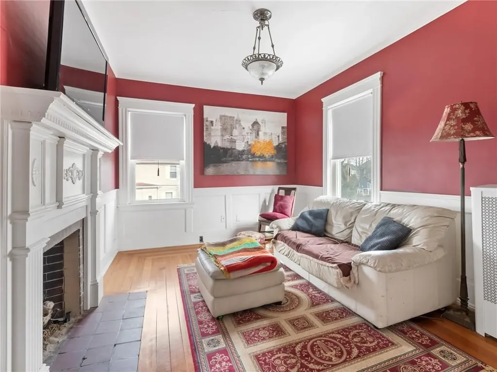 35 Belvidere Boulevard North Providence RI 02911