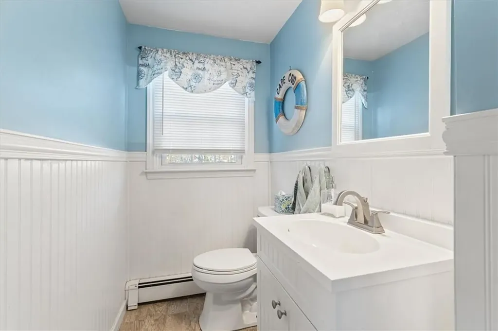 122 Capwell Avenue Woonsocket RI 02895