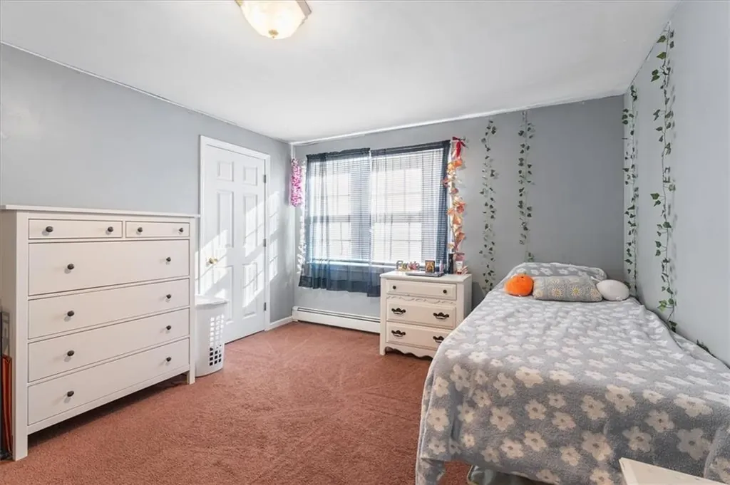 122 Capwell Avenue Woonsocket RI 02895