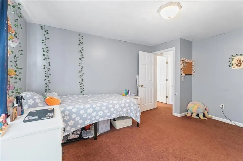 122 Capwell Avenue Woonsocket RI 02895