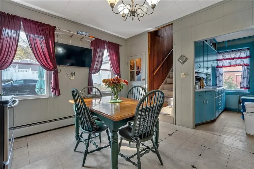 708 North Main Street Woonsocket RI 02895