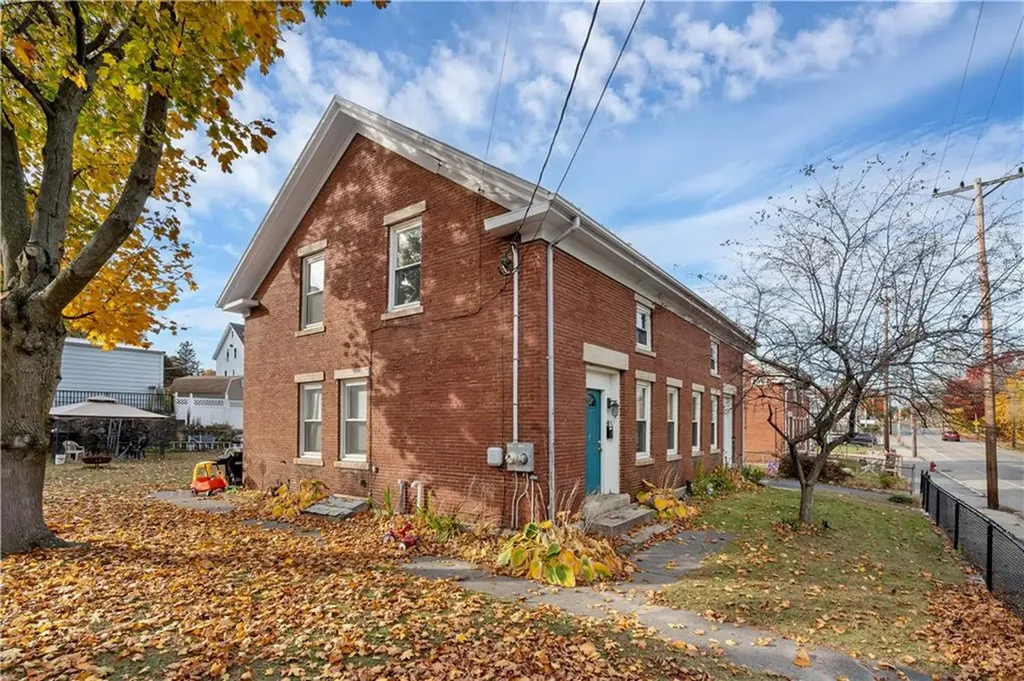 708 North Main Street Woonsocket RI 02895