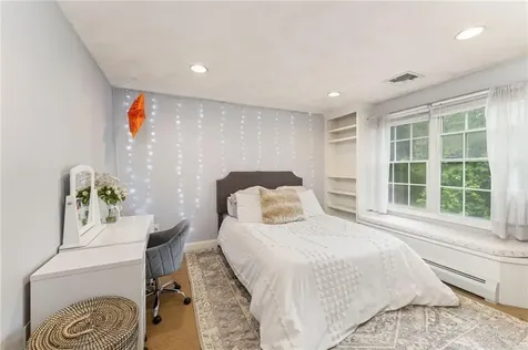 206 Wilbert Way North Kingstown RI 02852