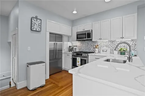 123 Carroll Avenue Newport RI 02840