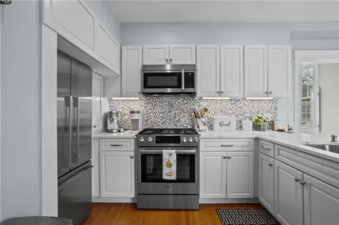 123 Carroll Avenue Newport RI 02840