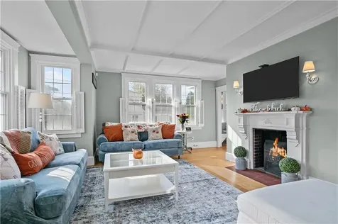 123 Carroll Avenue Newport RI 02840