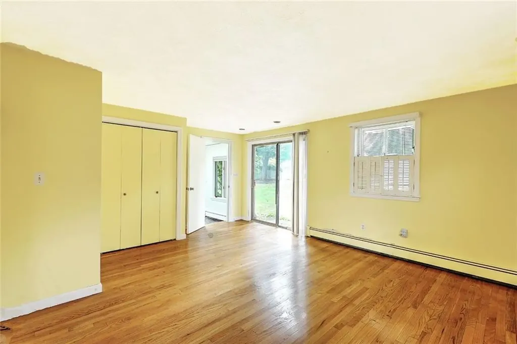 85 Governor Bradford Drive Barrington RI 02806