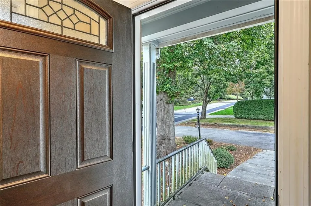 85 Governor Bradford Drive Barrington RI 02806
