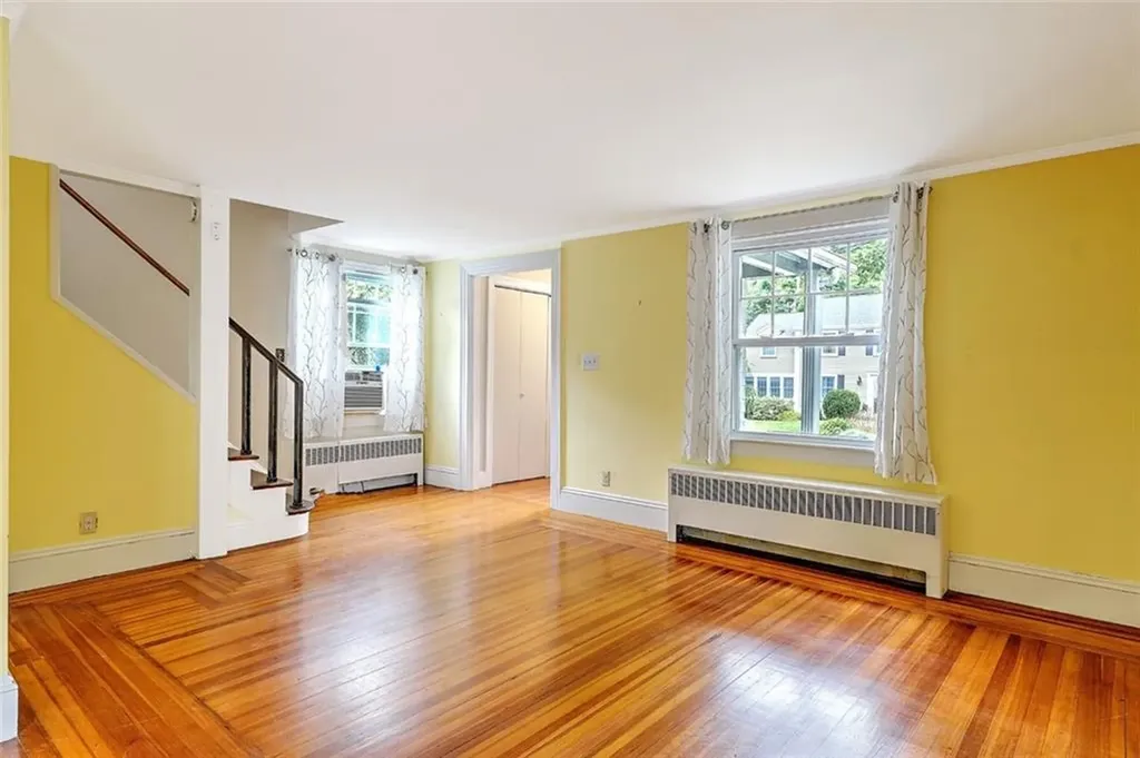 85 Governor Bradford Drive Barrington RI 02806