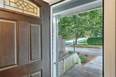 85 Governor Bradford Drive Barrington RI 02806