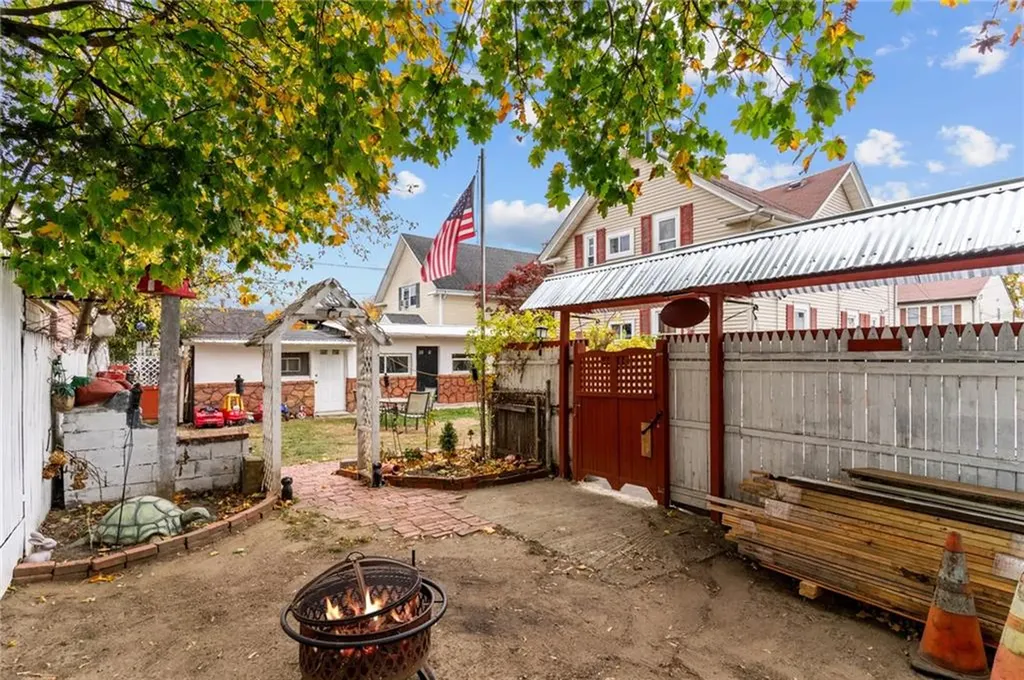 11 Hilarity Street Providence RI 02909