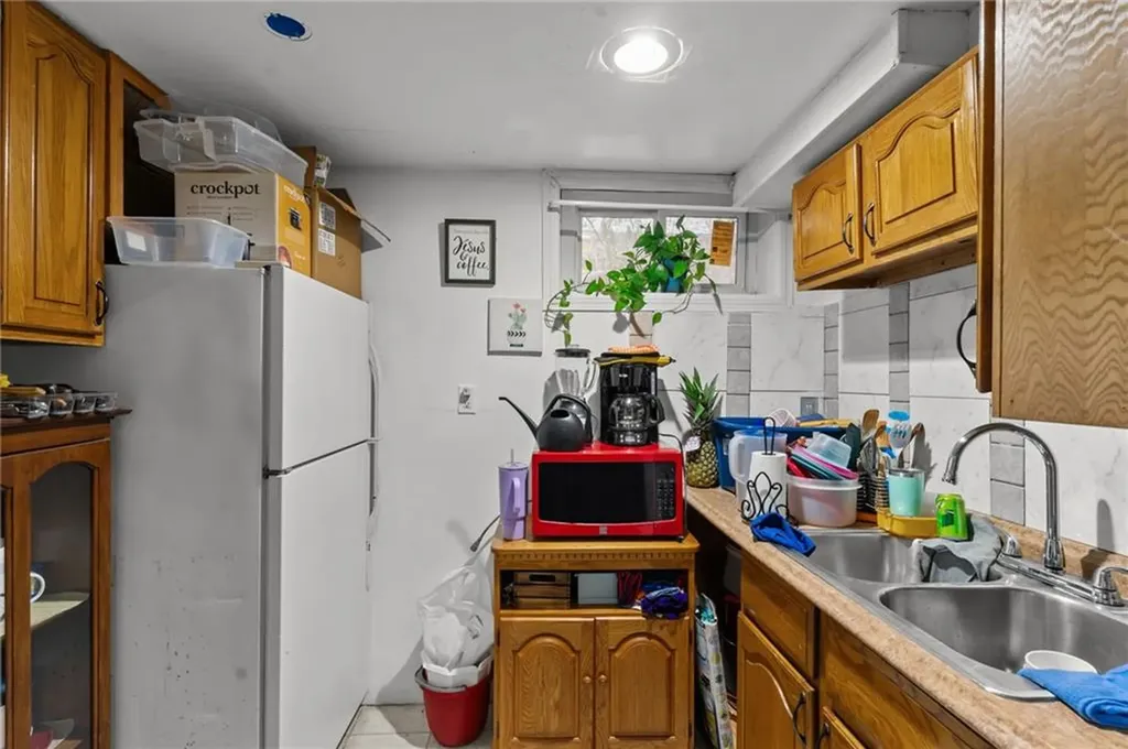 11 Hilarity Street Providence RI 02909