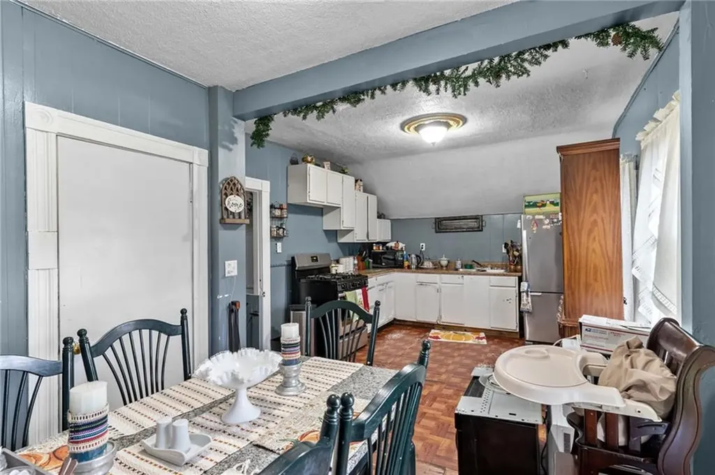 11 Hilarity Street Providence RI 02909