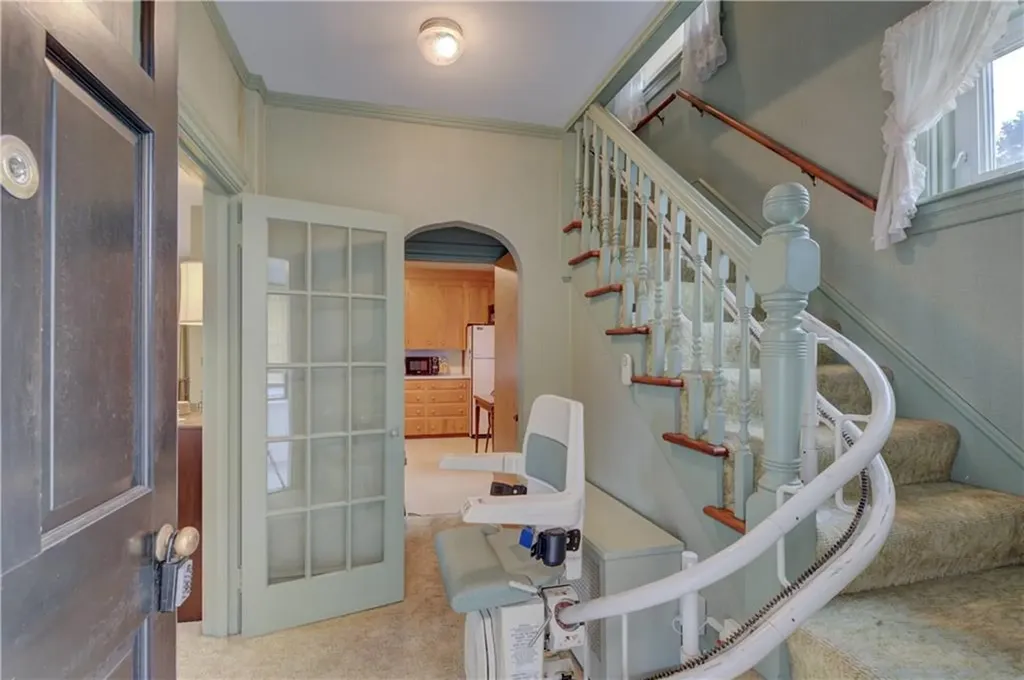 8 Chapel Road Barrington RI 02806