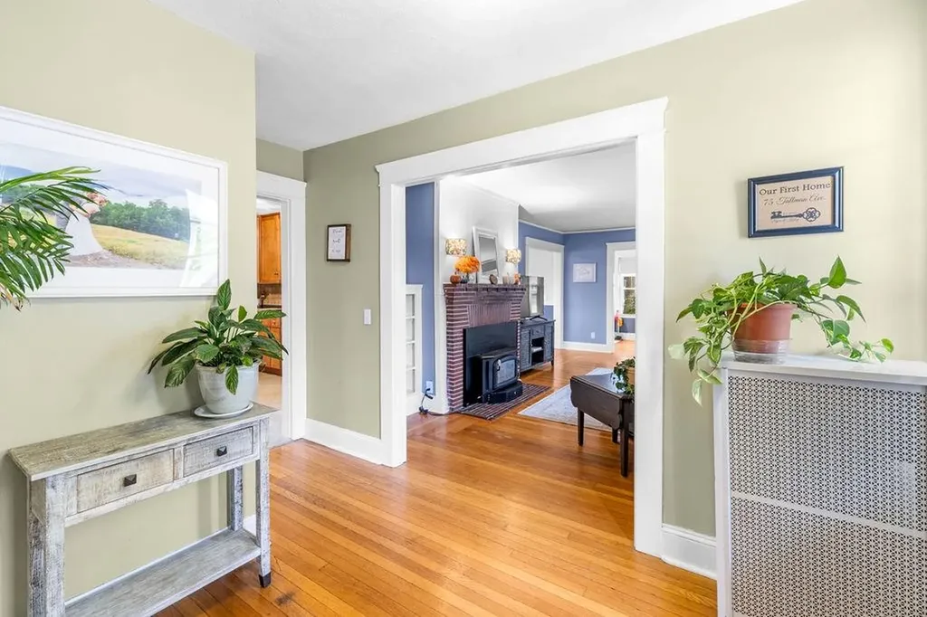 75 Tallman Avenue Cranston RI 02910